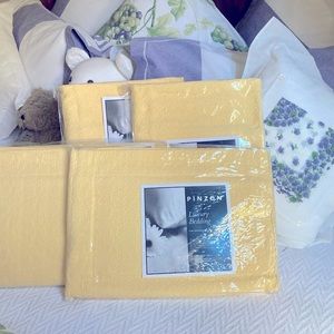 NWT 2 King & 2 Euro Shams (4)SOLD